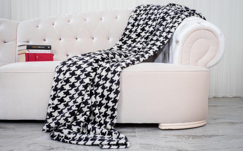 If You Have Sleep Issues, Here’s Why You Should Consider a Weighted Blanket