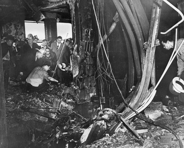 Plane crash into Empire State Building