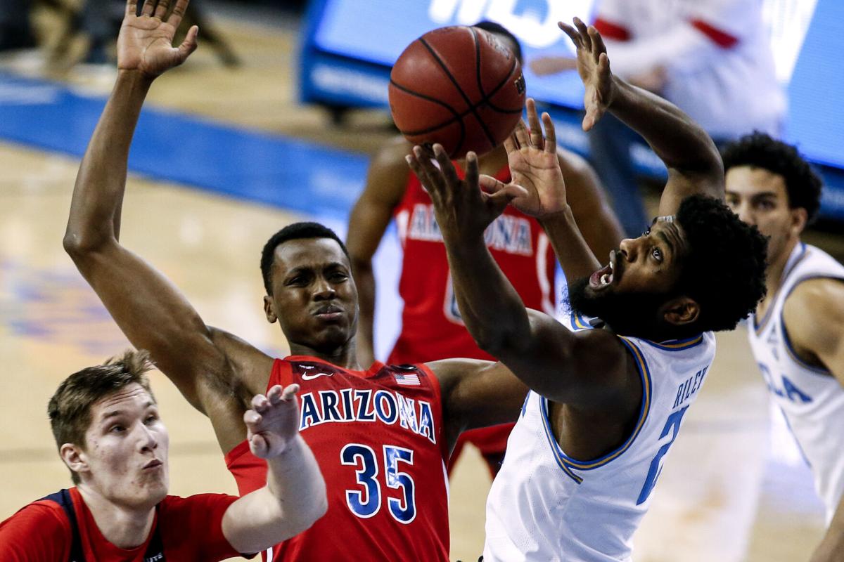 Ucla Pulls Away For 74 60 Win Over Arizona Wildcats At Pauley Pavilion Arizona Wildcats Basketball Tucson Com