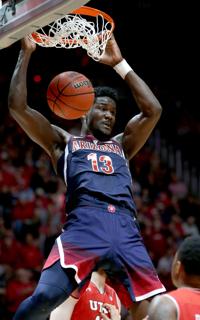 Greg Hansen: Arizona Wildcats and their 'big dudes' dominate, but it's a 'mino' who delivers