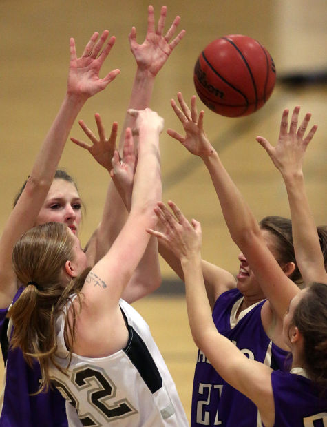Girls high school basketball: Sabino at Mountain View