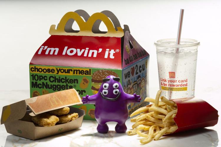 FOOD-MCDONALDS-HAPPYMEALS-ADULTS-1-TB