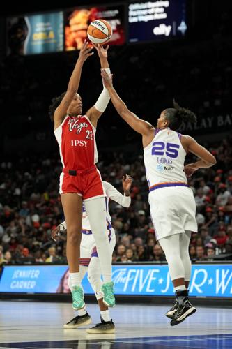 BASKETBALL-WNBA-LV-PHO/