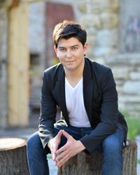 Pianist returns to Friends series