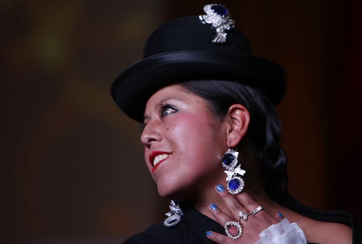 BOLIVIA-DESFILE CHOLITAS