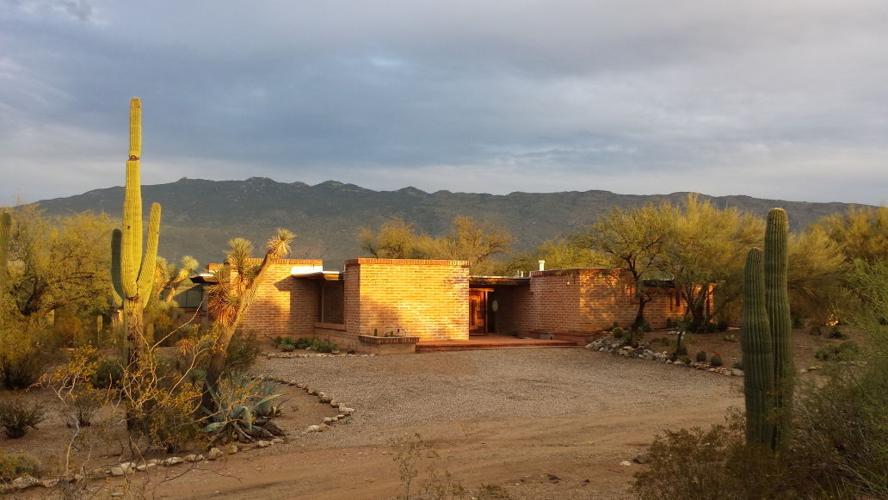 Michael Fassett's home, exterior