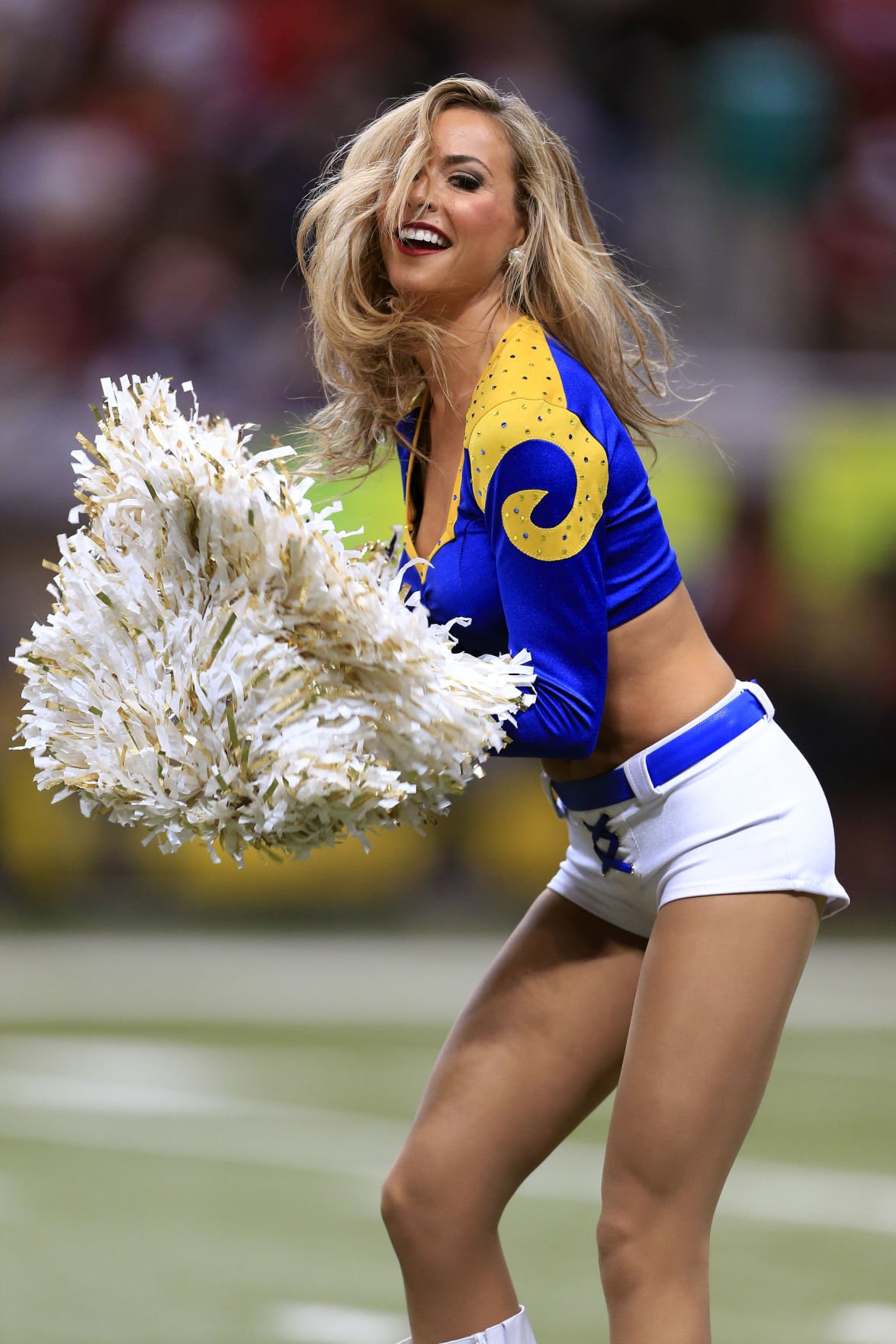 revealing-hot-nfl-cheerleaders-teen-sex-chat-in-internet-for-bangladesh