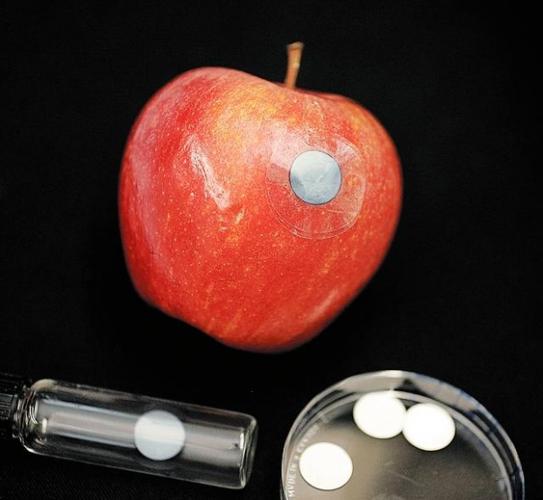 Blue sticker says when it's ripe; good news for shoppers, grocers  