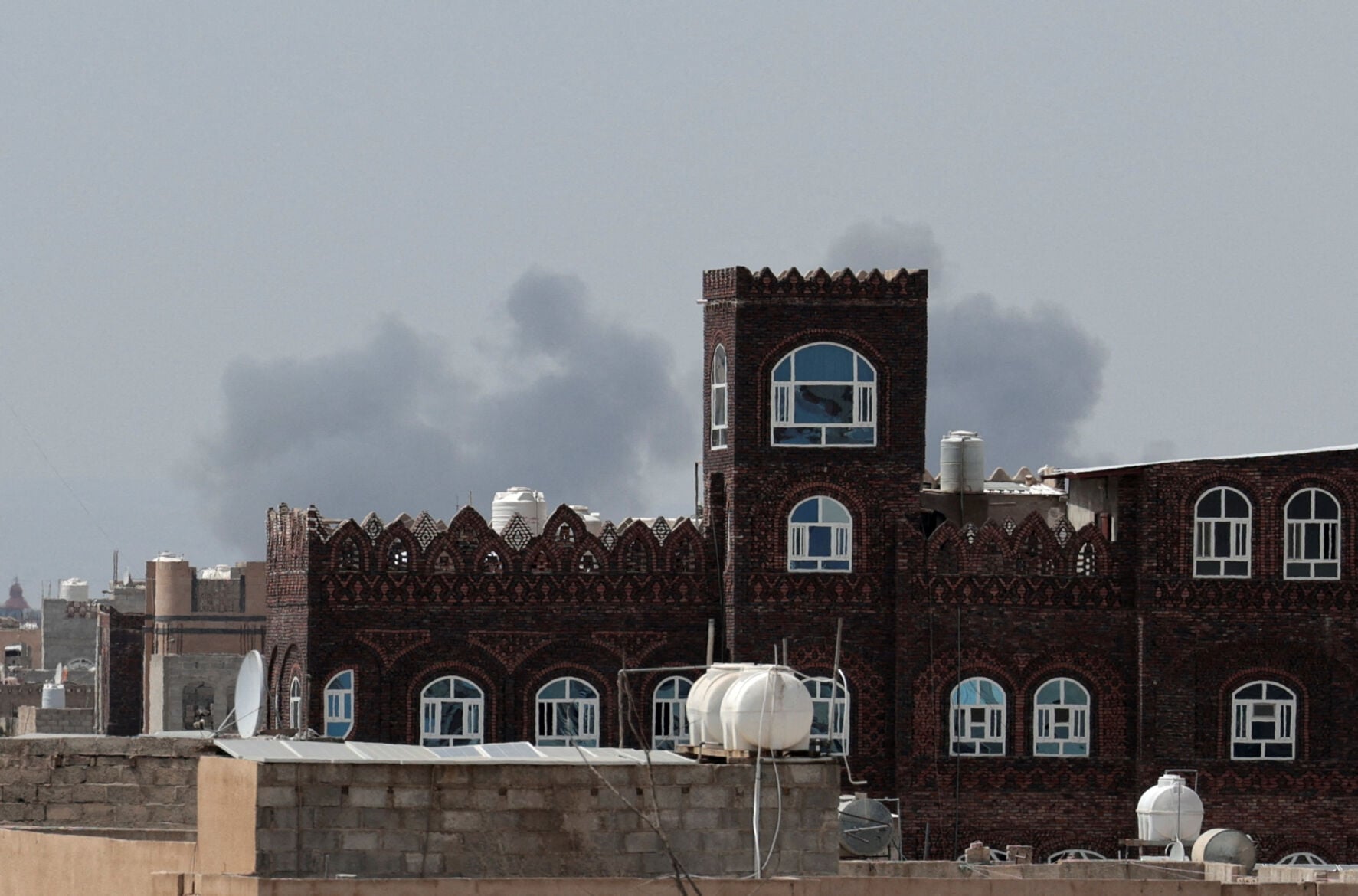 Houthis accuse Saudi Arabia of airport strike