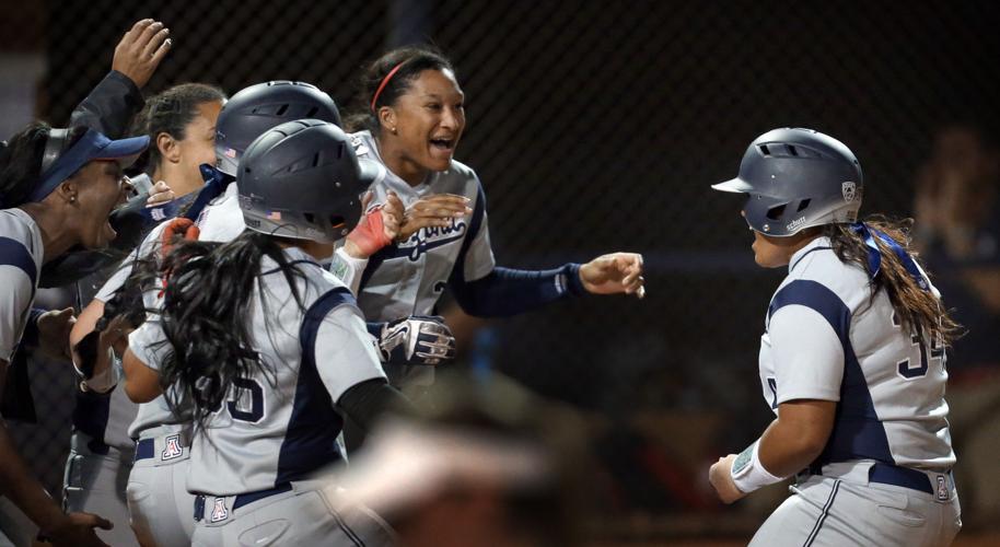 Best Arizona softball photos