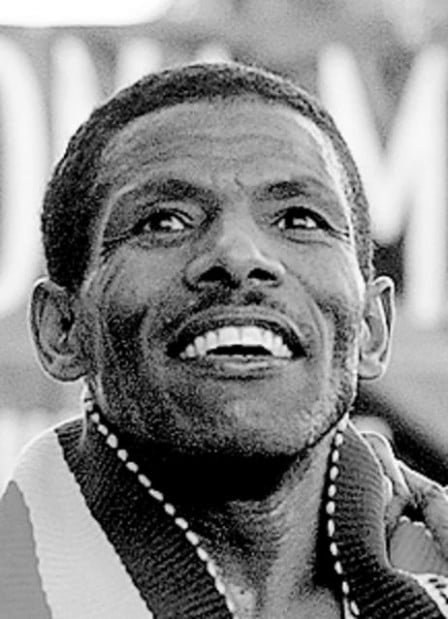 Ethiopian breaks 2 world records  