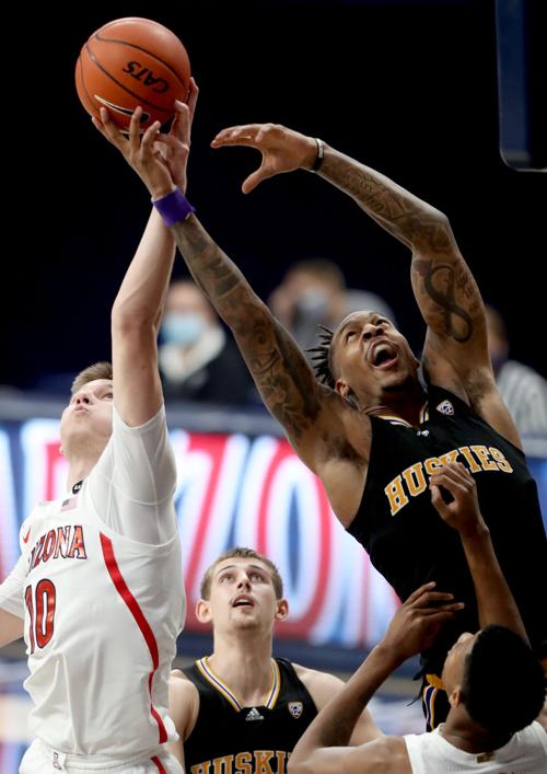 022821-spt-ua bk-p15.jpg