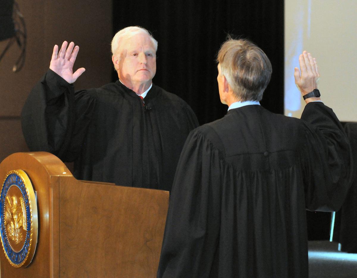 Robert Brutinel sworn in as new Arizona Supreme Court chief justice