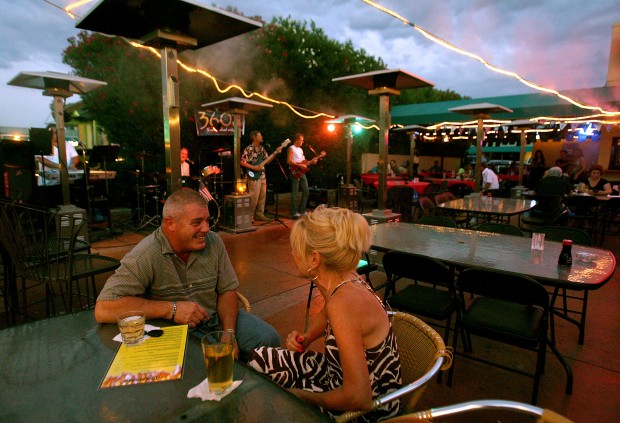 Summer nights feel cool at Sakura   