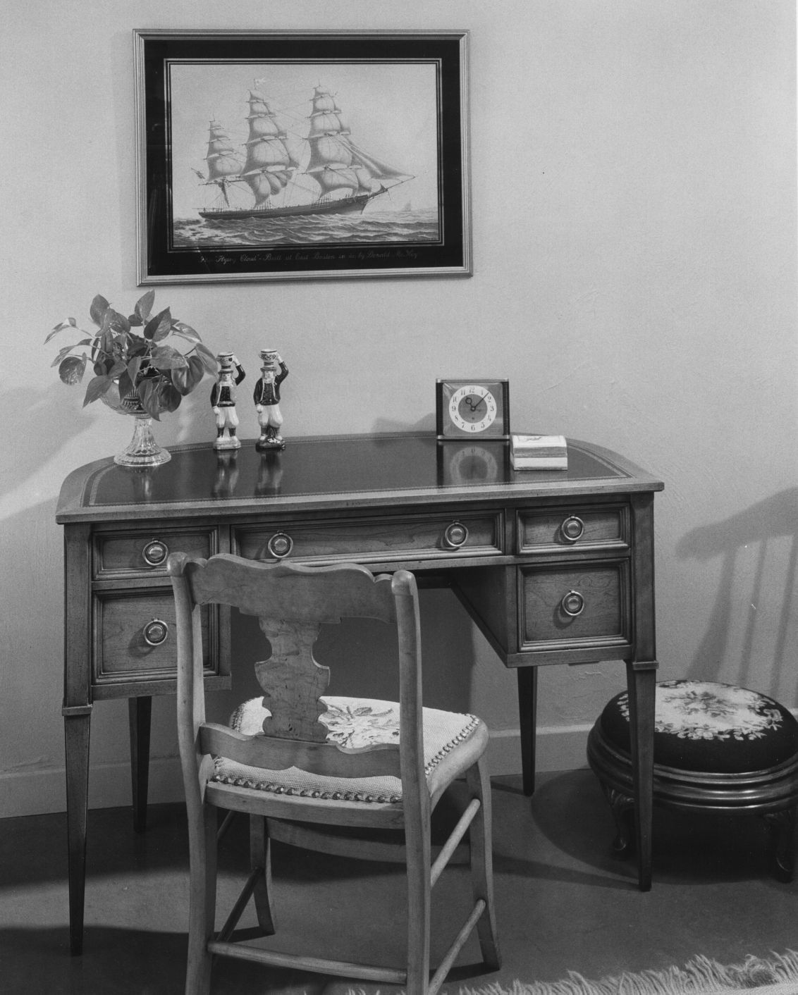 Career girls' homes in 1961
