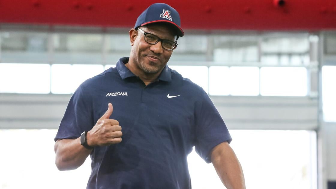Brandon Sanders Rutgers Brandon Sanders bridges the past and future of UA football