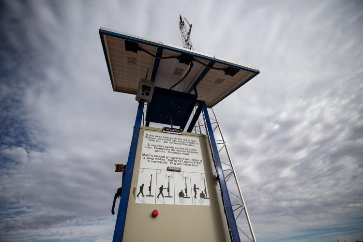 Border Deaths, Rescue beacon (le)