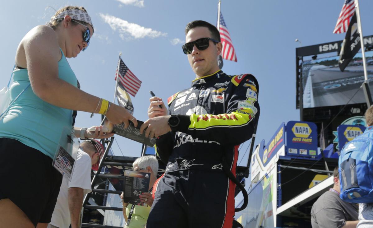 NASCAR New Hampshire Auto Racing