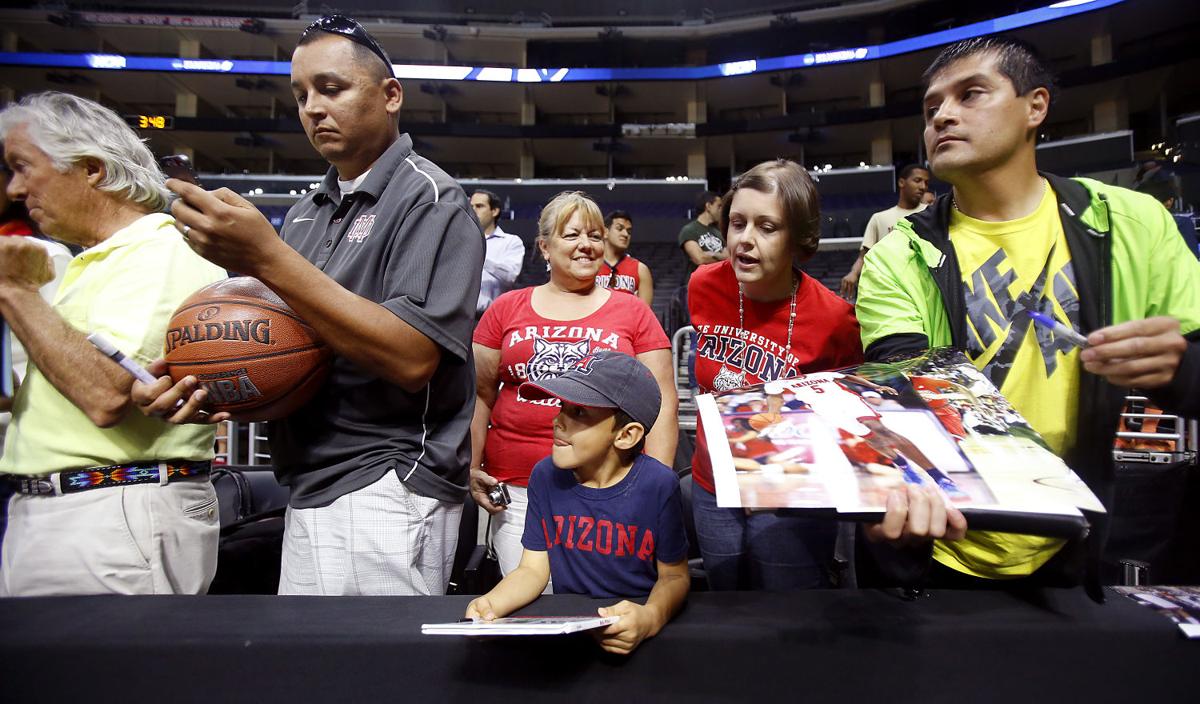 Arizona Wildcats basketball practice