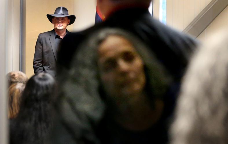 Isabel Garcia, Art Del Cueto