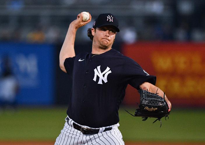 Pittsburgh Pirates v New York Yankees
