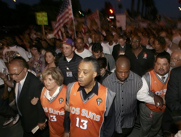 Immigration debate shows low profile of Latino leaders   