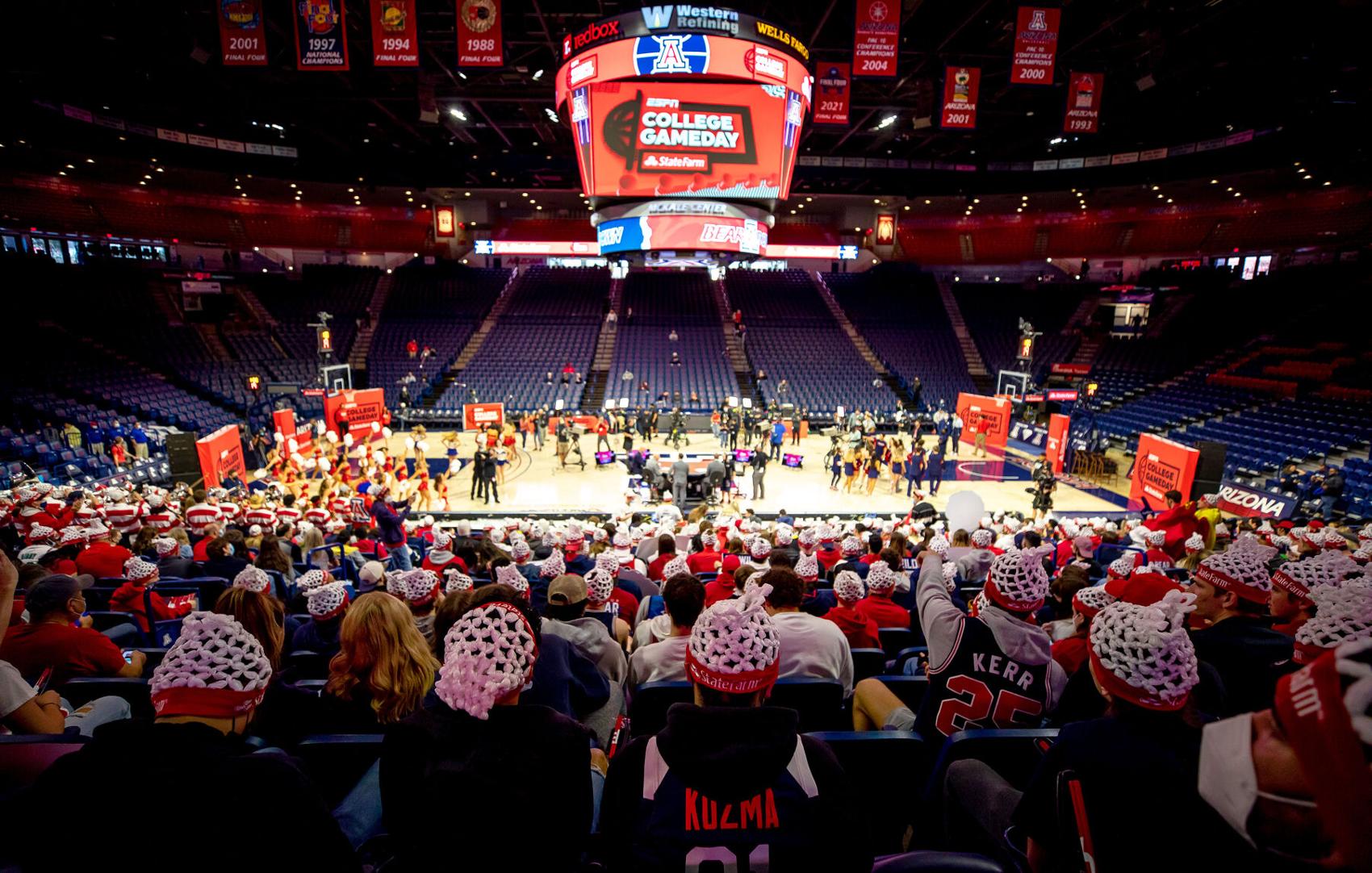 Photos ESPN's 'College GameDay' broadcasts live from McKale Center