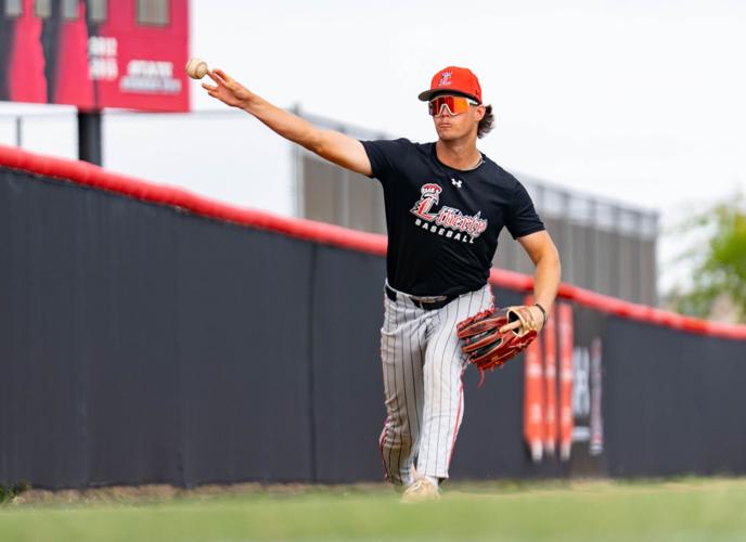 Abram Sherrin practices at Liberty High School in Peoria, on March 31, 2026.