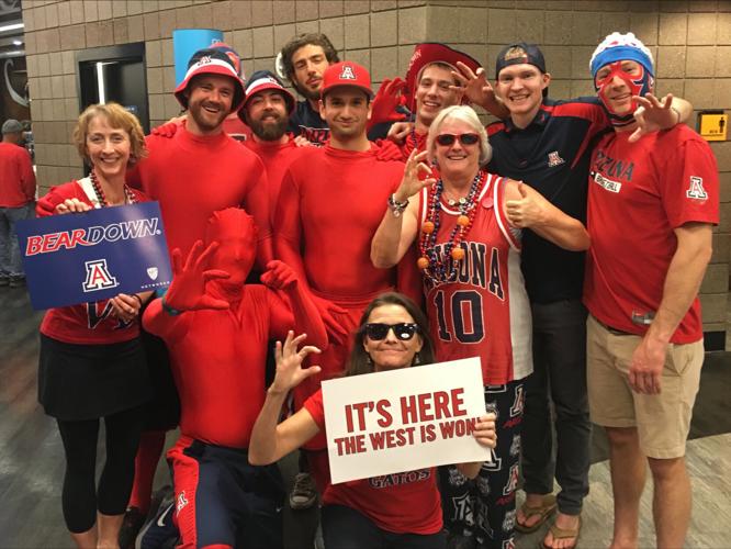 030922-tuc-spt-uabkfans-p1