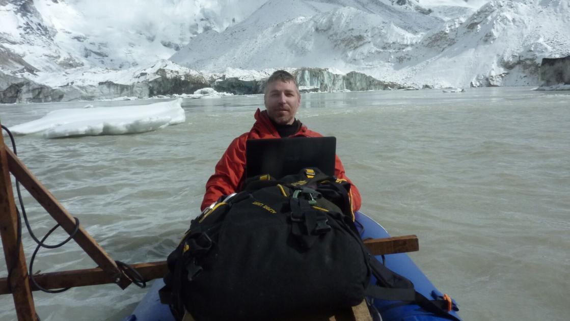 U of A glacier expert stunned by scale of devastation in Nepal
