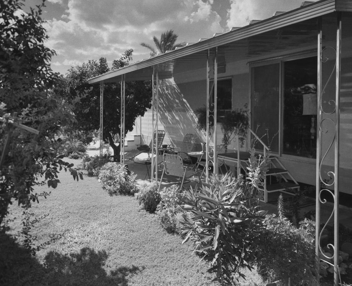 Career girls' homes in 1961