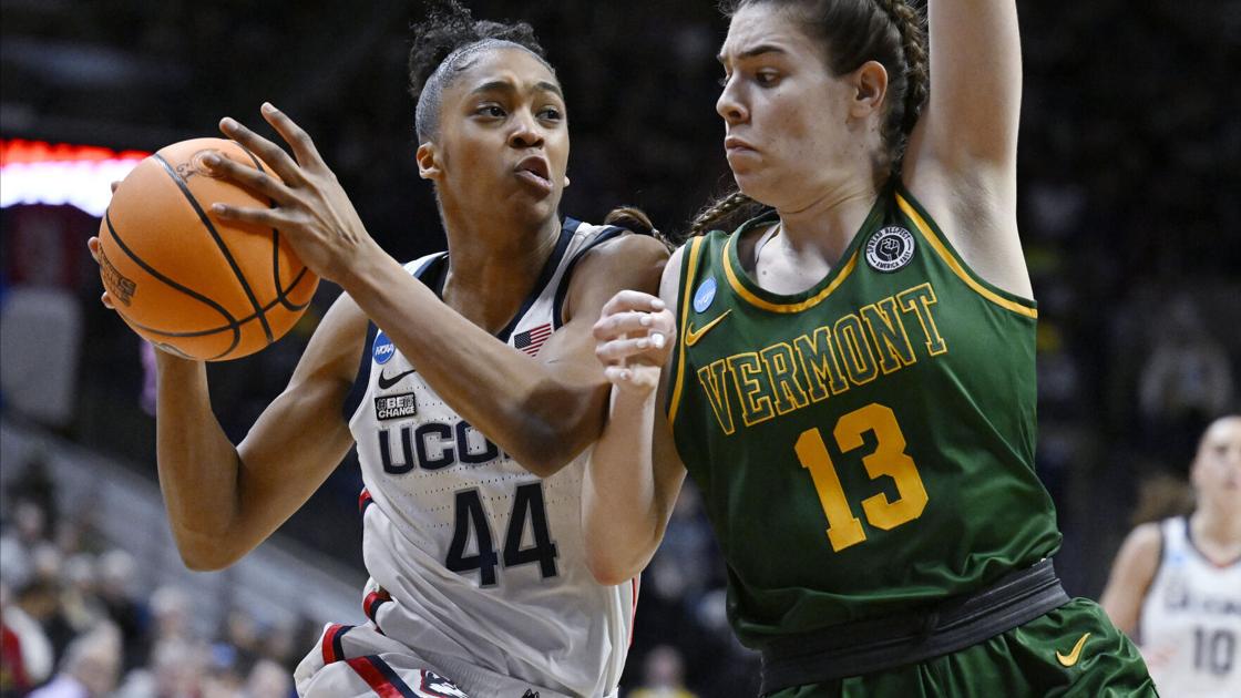 UConn has no trouble with Vermont
