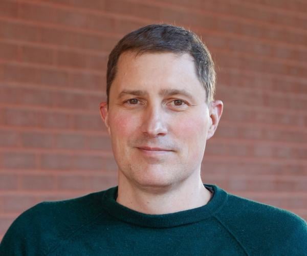 U of A scientist helps lead international study to find origin of COVID-19