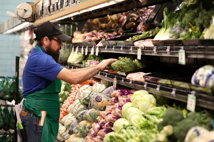 New Sprouts grocery store is open on Tucson's southwest side