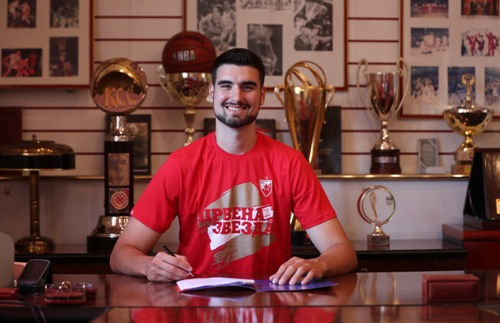 Dusan Ristic signs with Red Star