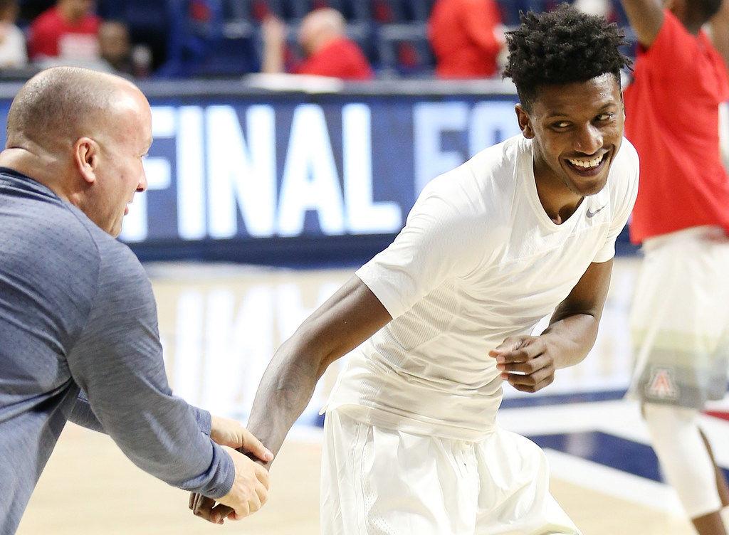 College Basketball Scoreboard Arizona Vs Uc Davis Arizona