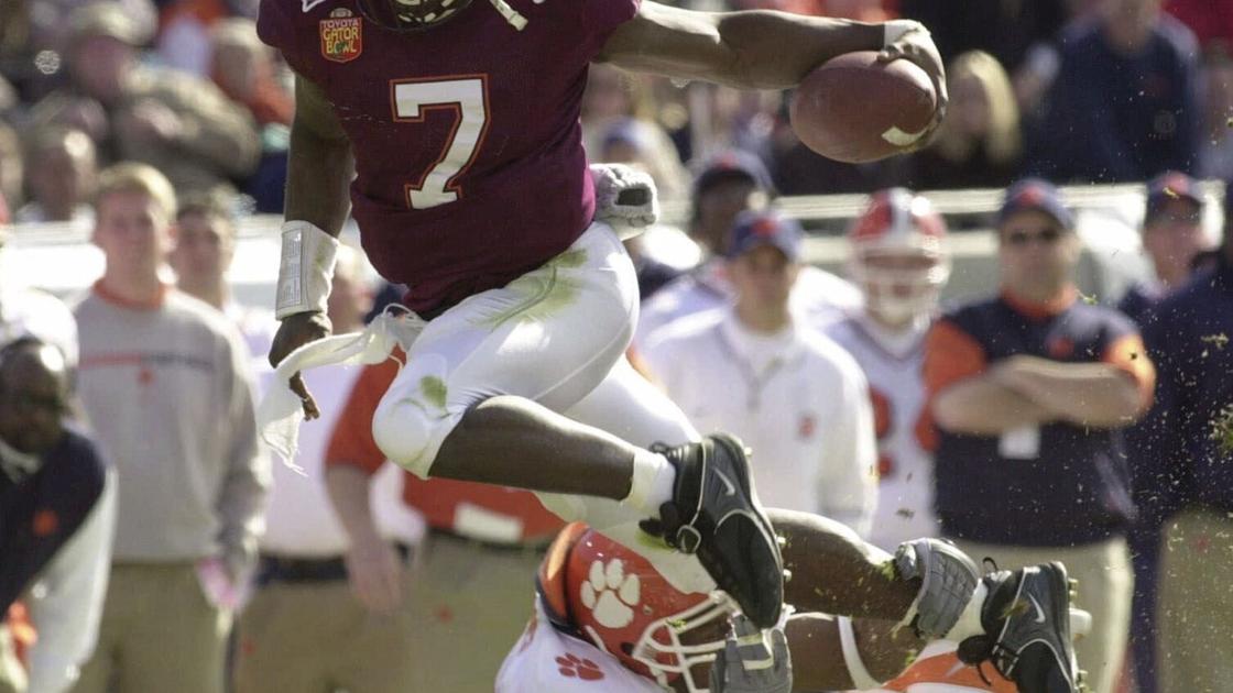 Vick, Fitzgerald and Suggs among stars on College Hall of Fame ballot