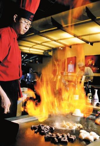 Tucson's celebrity restaurateur sells Sakura  