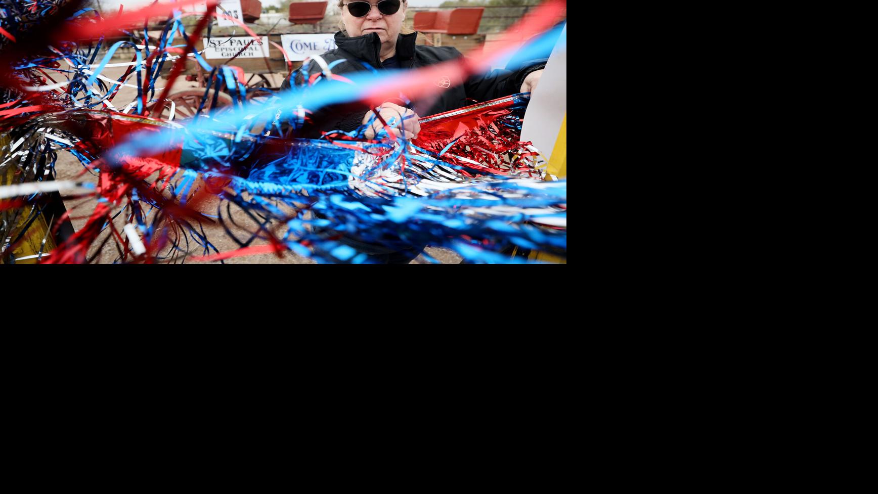 Photos: Float decorating before the 98th annual Tucson Rodeo Parade