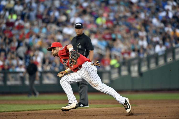 Arizona vs. Coastal Carolina in College World Series