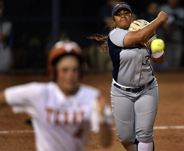 Best Arizona softball photos