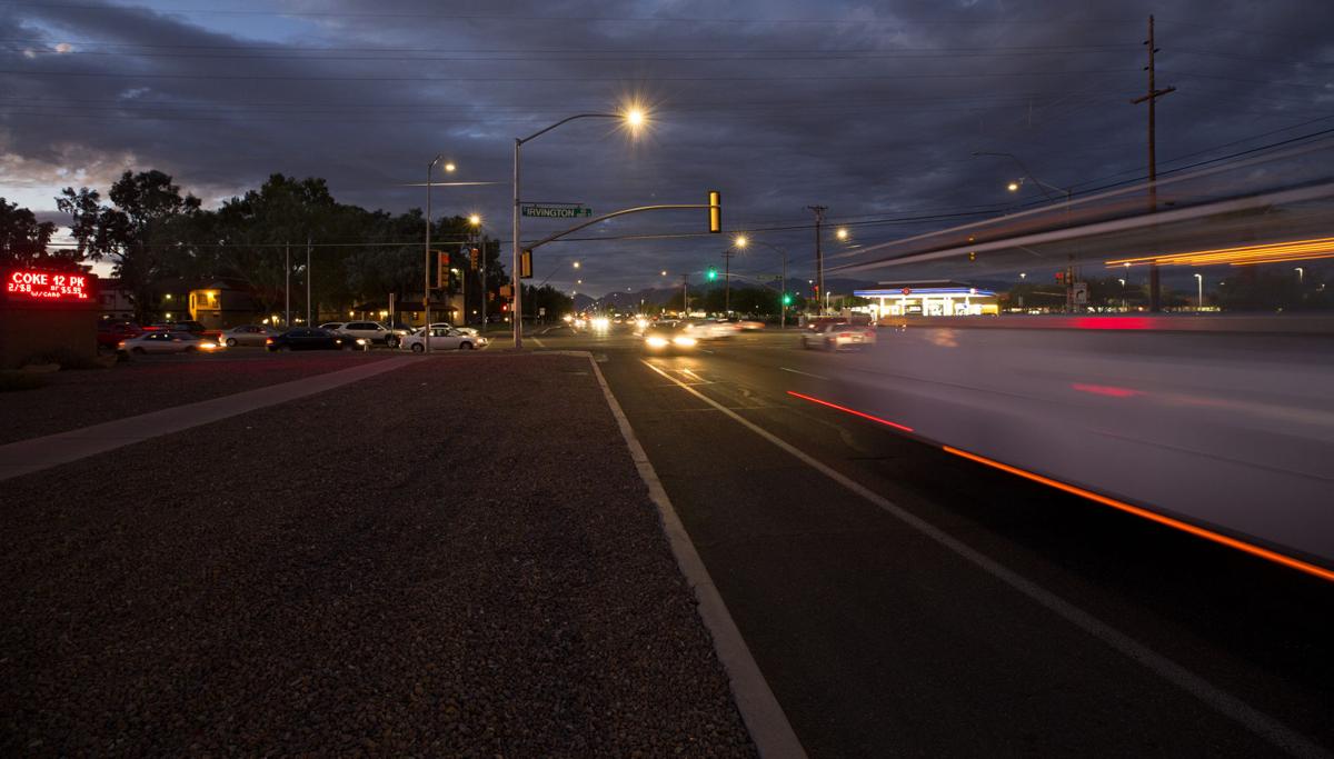 A Tucson mom stopped to help a stranger. Then came the crash.