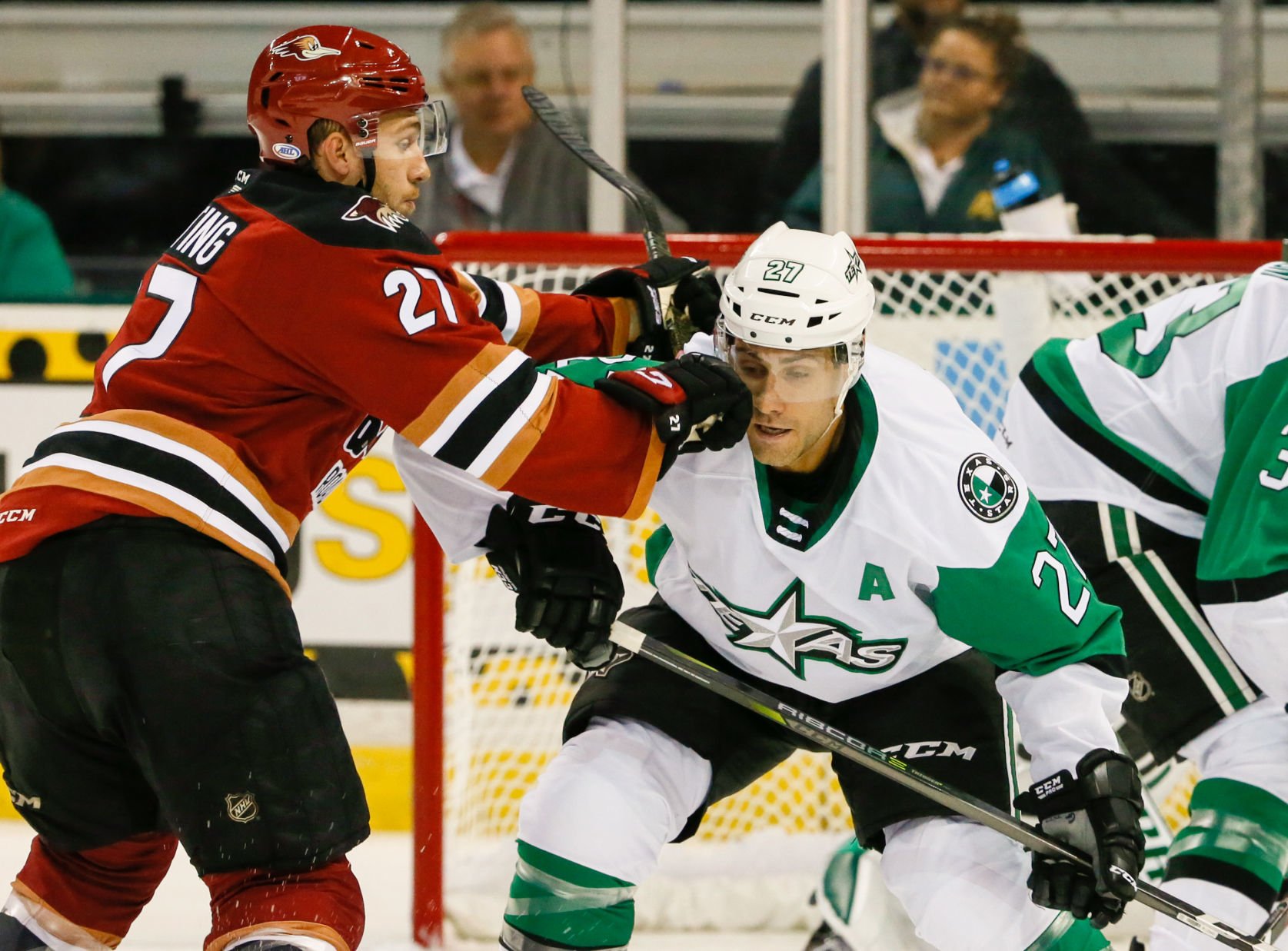 Early Power Play Goal Sets Tone For Roadrunners’ 2-0 Opening Night ...