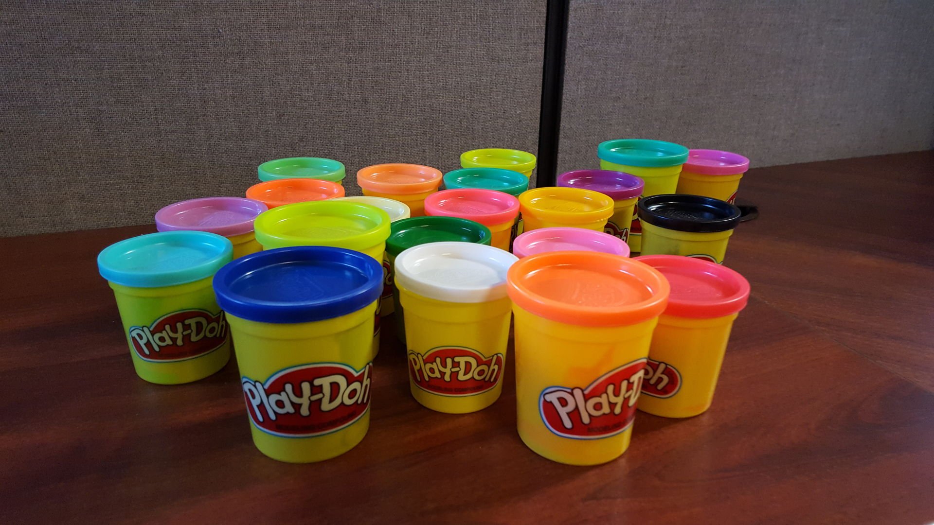 Play doh sale mountain of colors