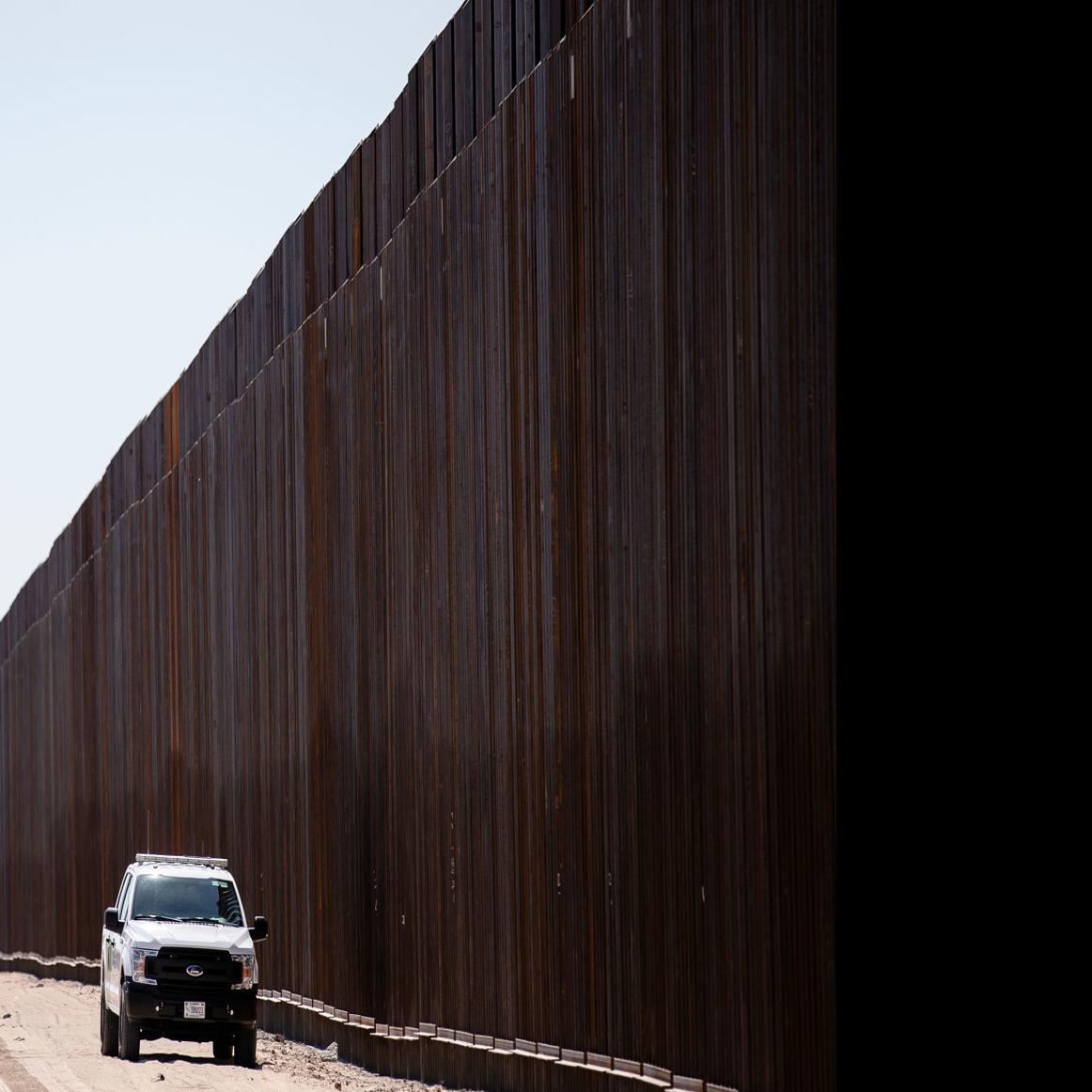 1 28 Billion Wall Project On Arizona Border Goes To Firm Favored