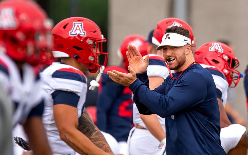 090221-tuc-spt-uafb-p3