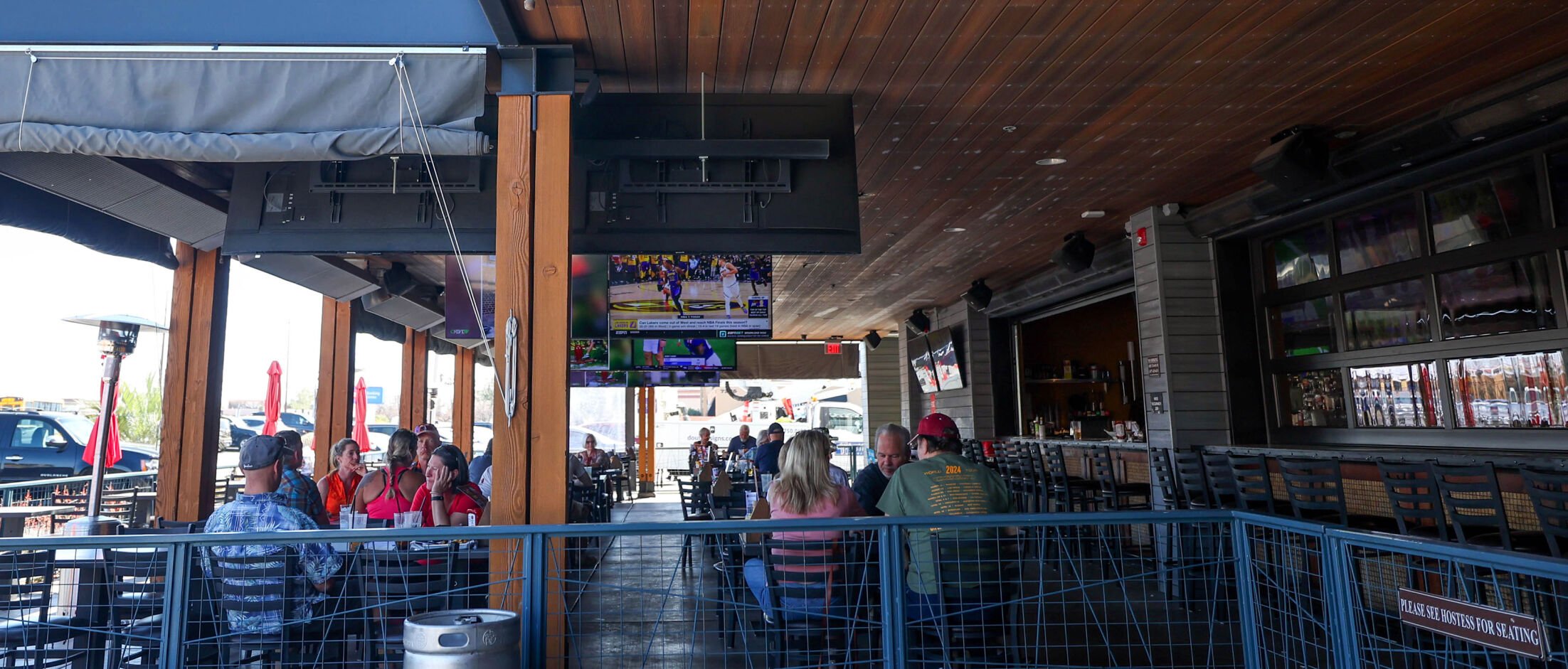 A second Cold Beers & Cheeseburgers to open in Tucson