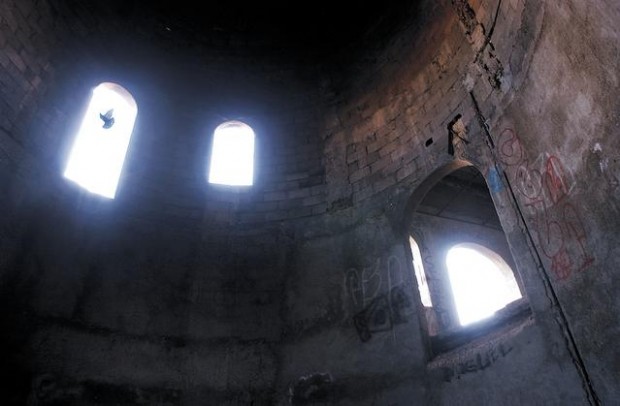 Fortress homes pose problems  