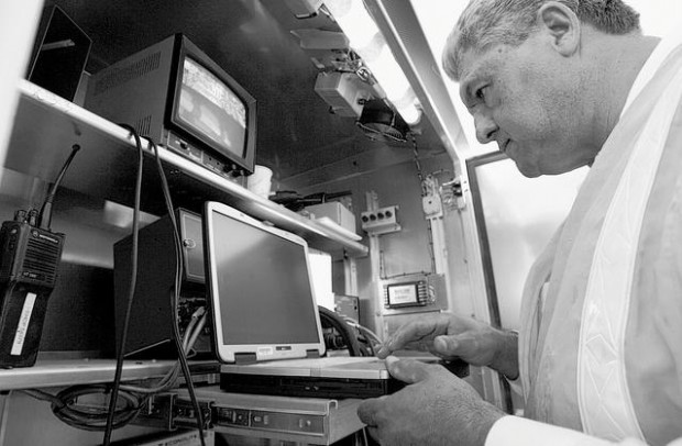 Traffic-pole cameras cut waiting time at red lights  