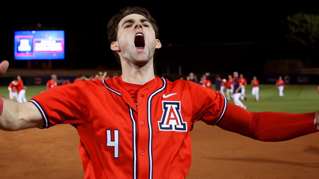 Wildcat great Clements on Chip Hale, historic Arizona season